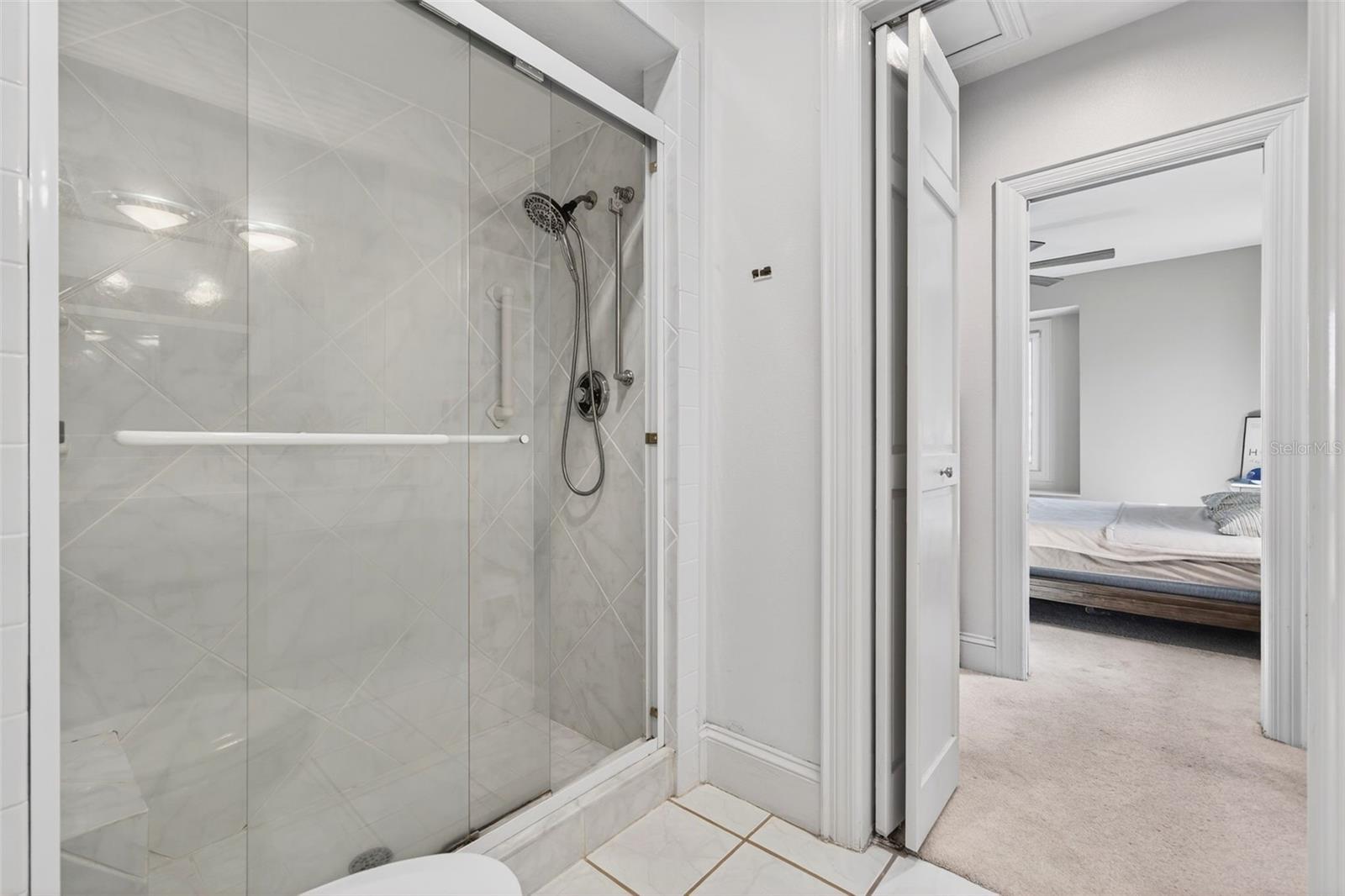 Image 48 of 83 For 2392 Landings Circle