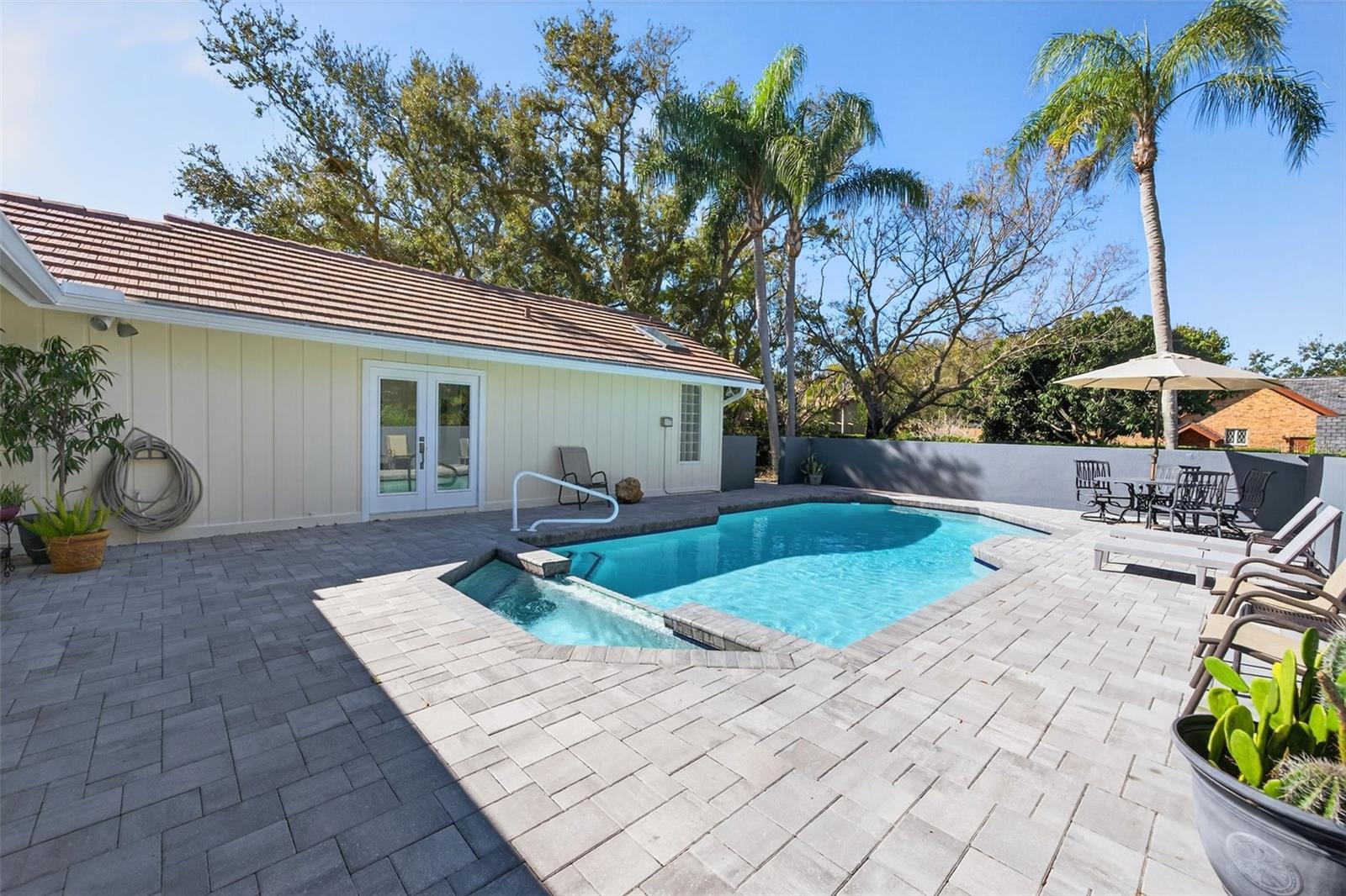 Image 57 of 83 For 2392 Landings Circle