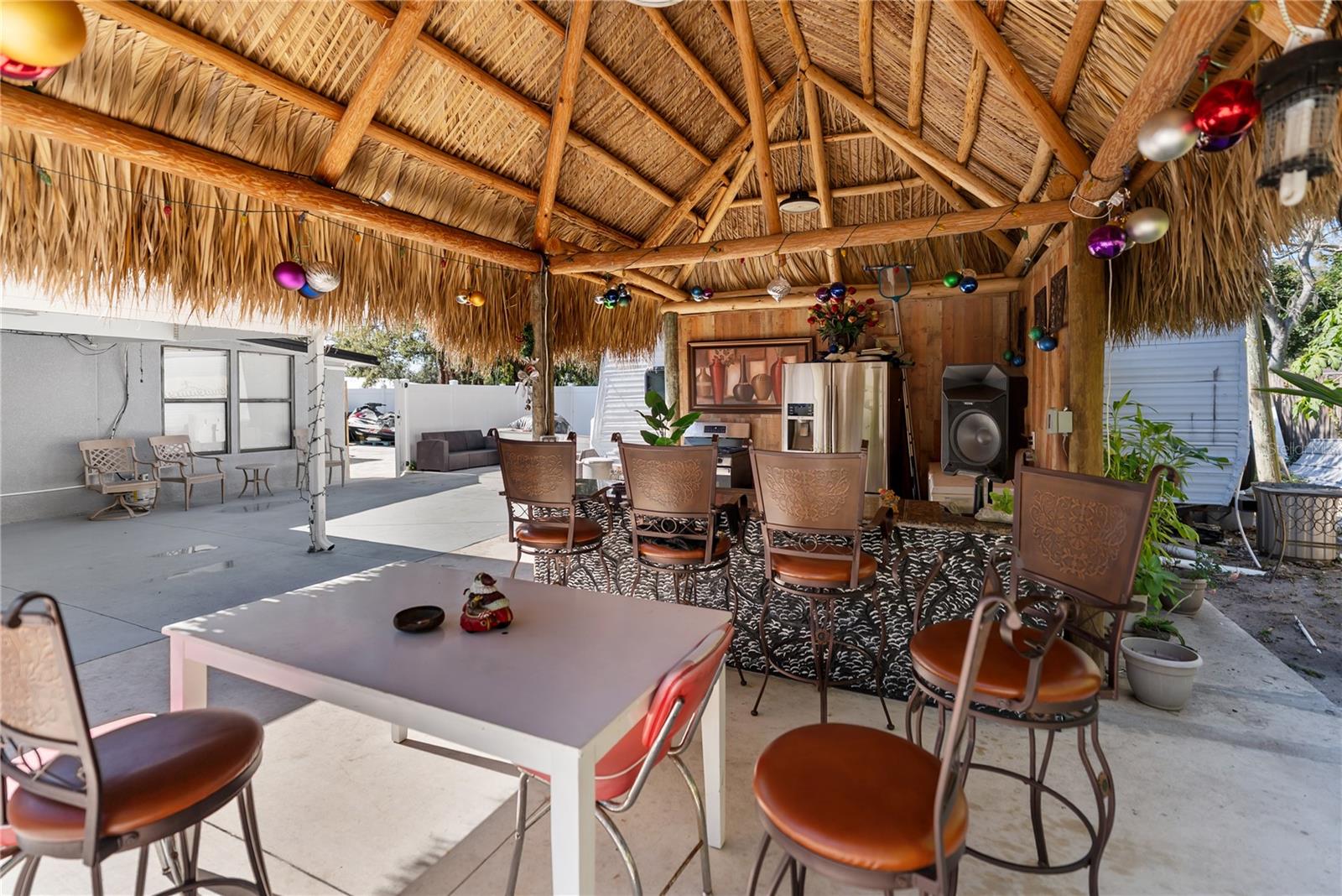 Listing photo id 22 for 3675 Prudence Drive