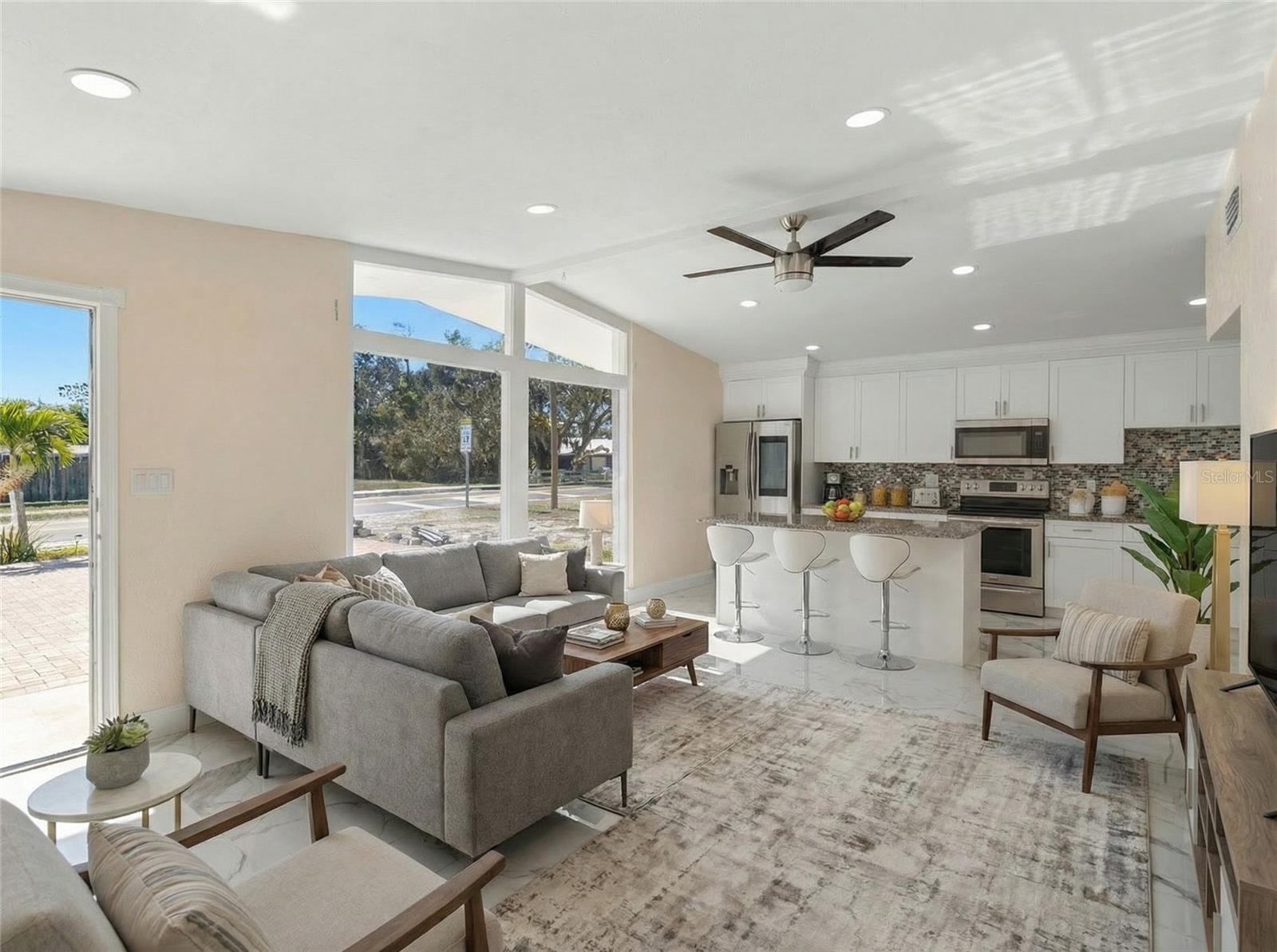 Listing photo id 1 for 3675 Prudence Drive