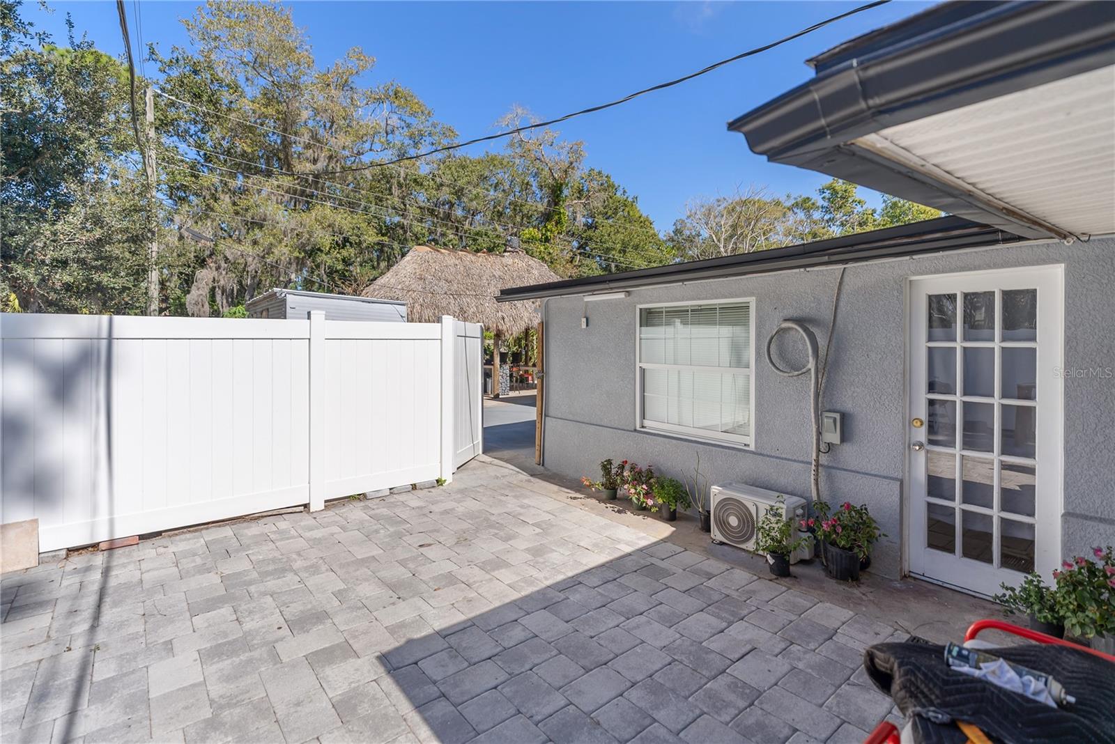 Listing photo id 42 for 3675 Prudence Drive