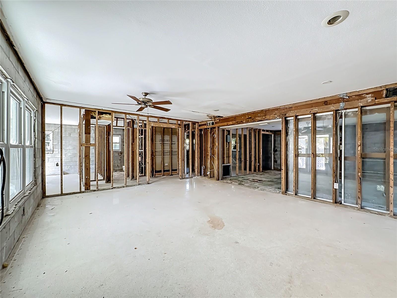 Image 12 of 22 For 129 Pierson Lane