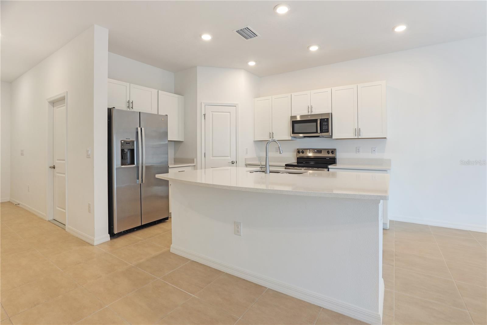 Image 16 of 19 For 8717 Winter Breeze Way