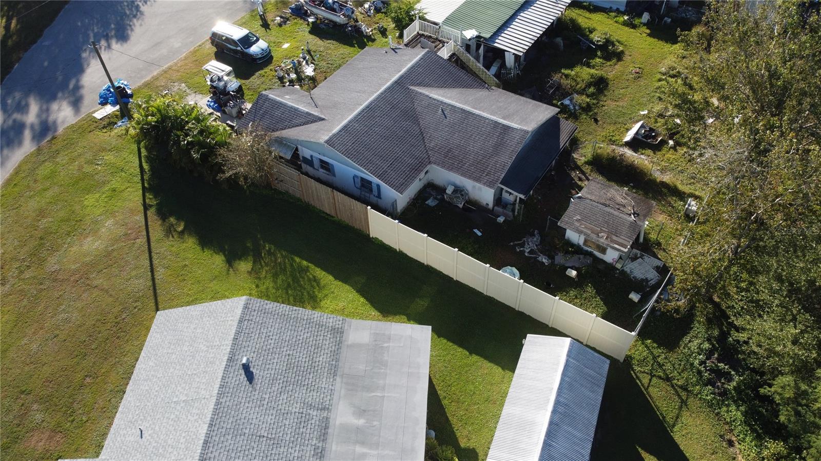 Image 11 of 21 For 10162 Riverview Circle