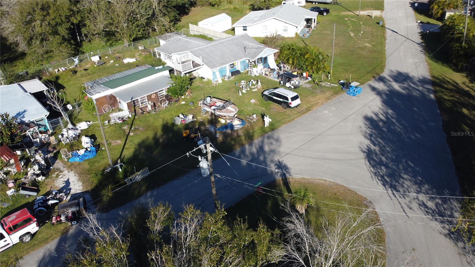 Image 7 of 21 For 10162 Riverview Circle