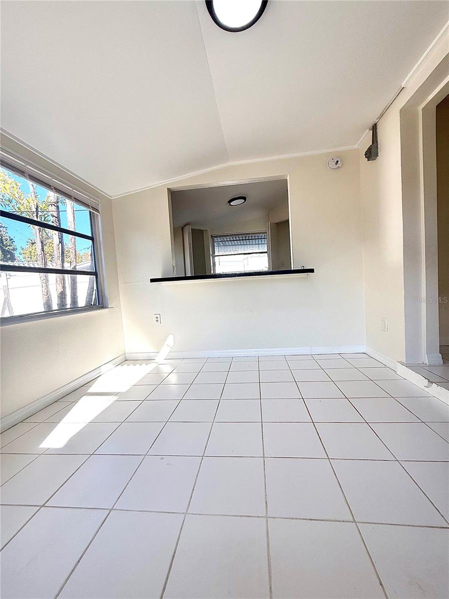 Image 11 of 41 For 6616 Auburn Avenue