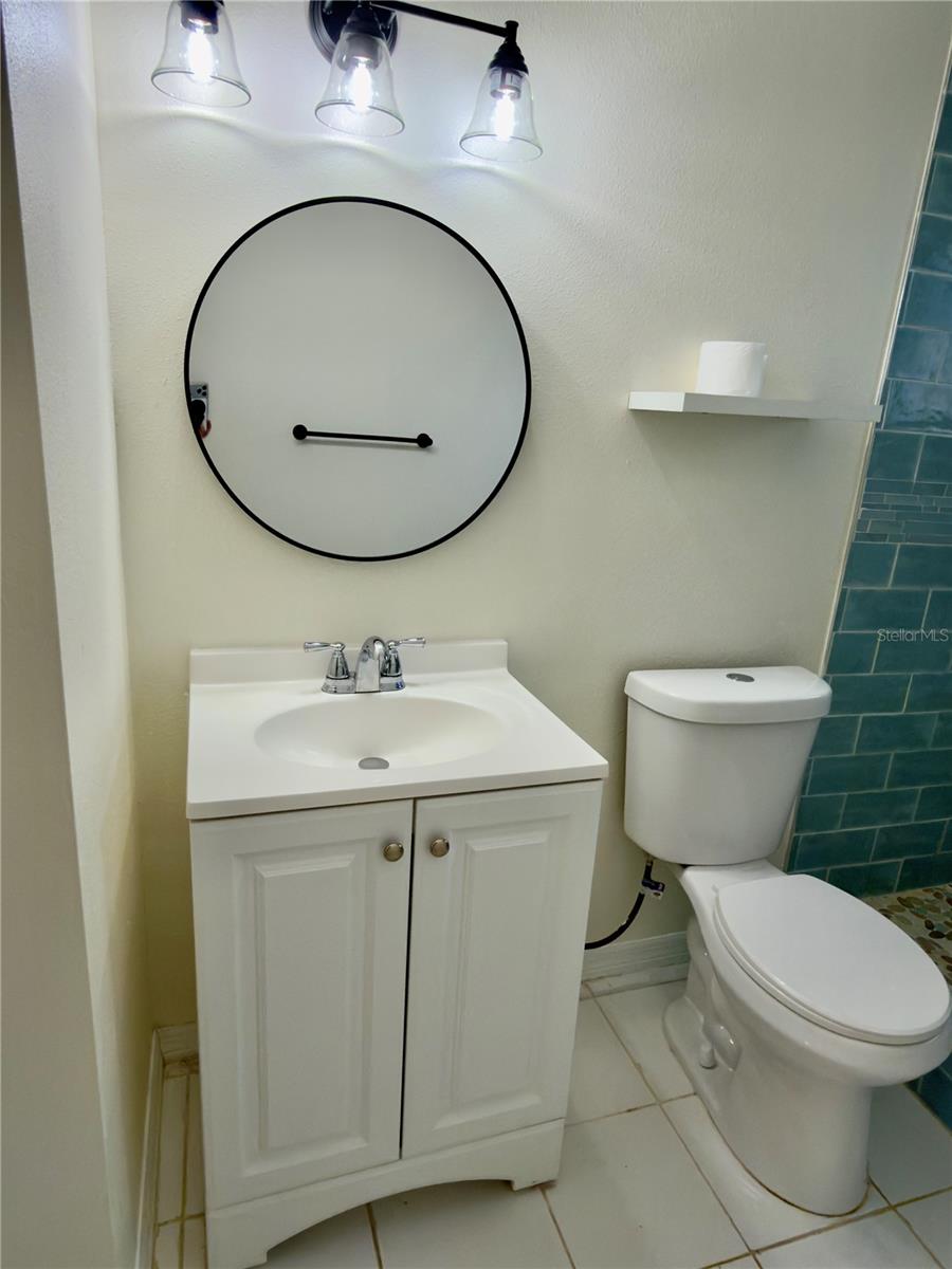 Image 30 of 41 For 6616 Auburn Avenue