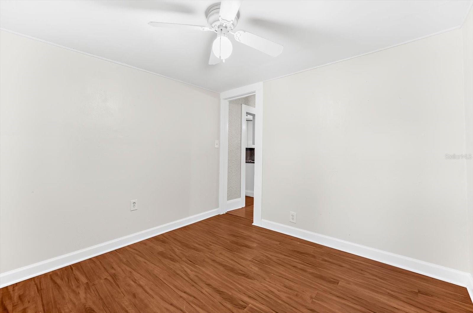 Image 17 of 42 For 2726 8th Avenue W