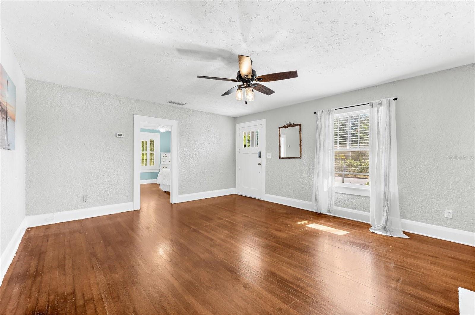 Image 3 of 42 For 2726 8th Avenue W