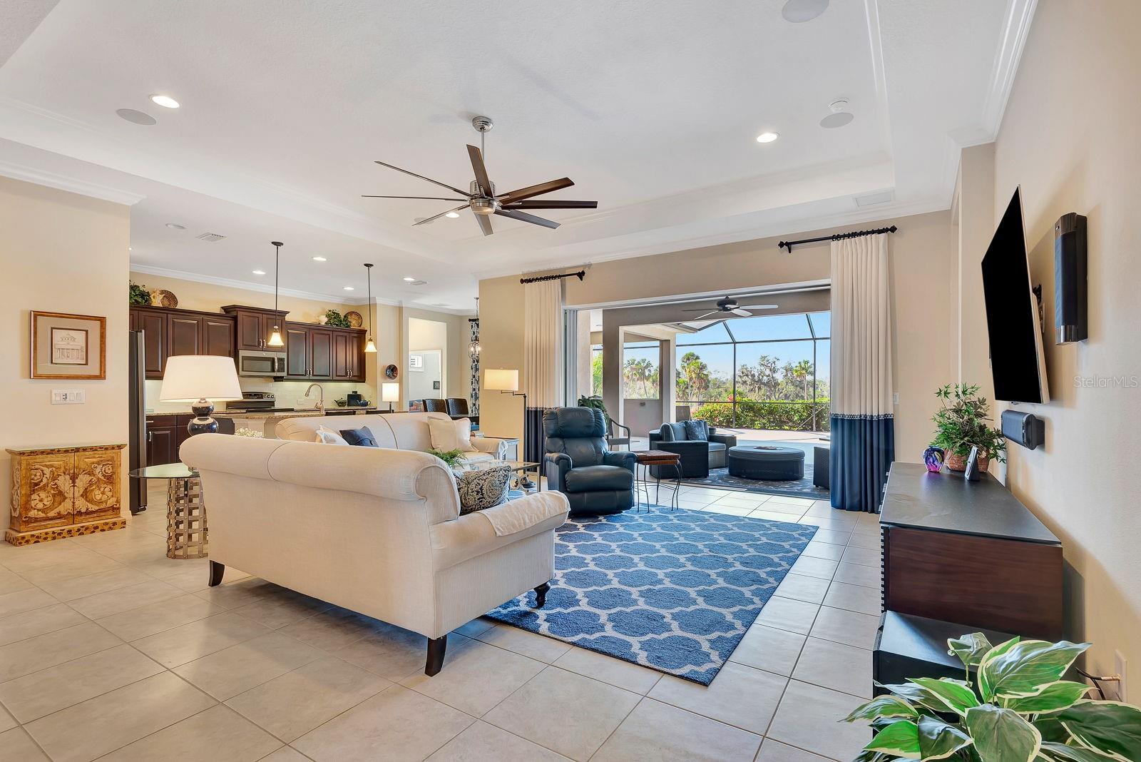 Image 11 of 56 For 1484 Hickory View Circle