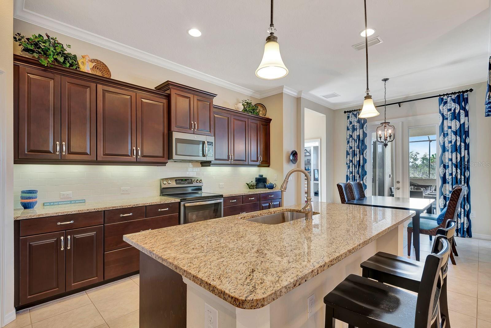 Image 17 of 56 For 1484 Hickory View Circle