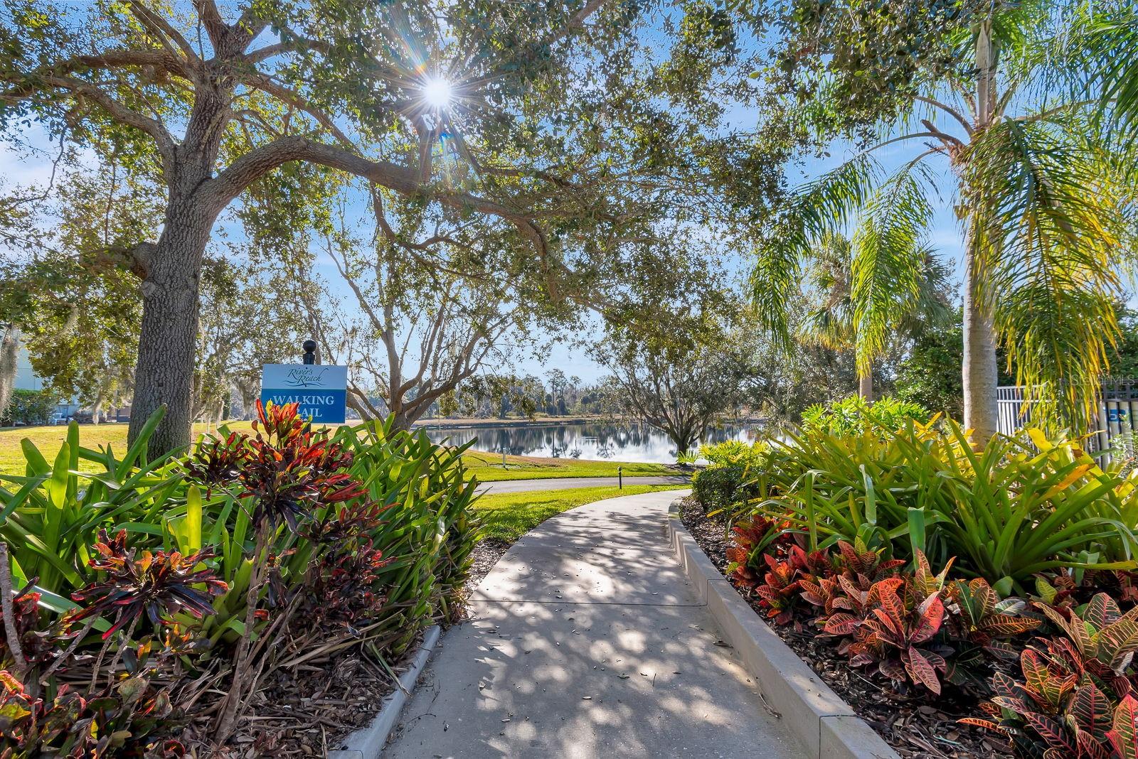 Image 49 of 56 For 1484 Hickory View Circle