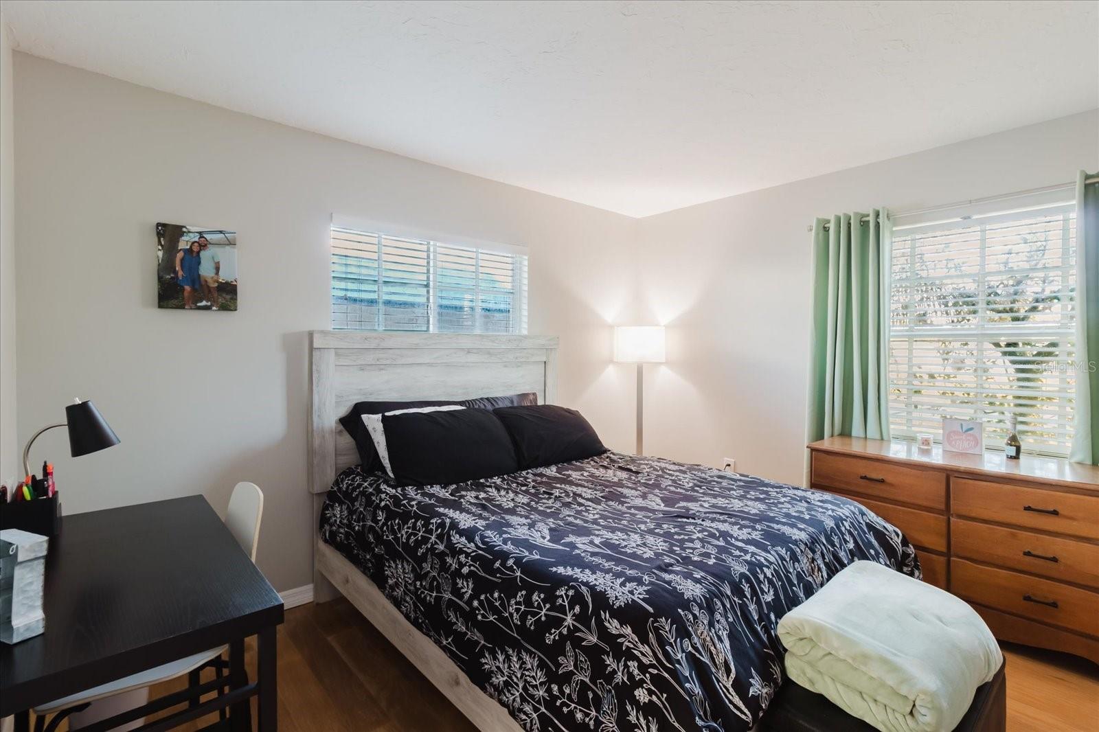 Image 21 of 35 For 3408 Oxford Drive W