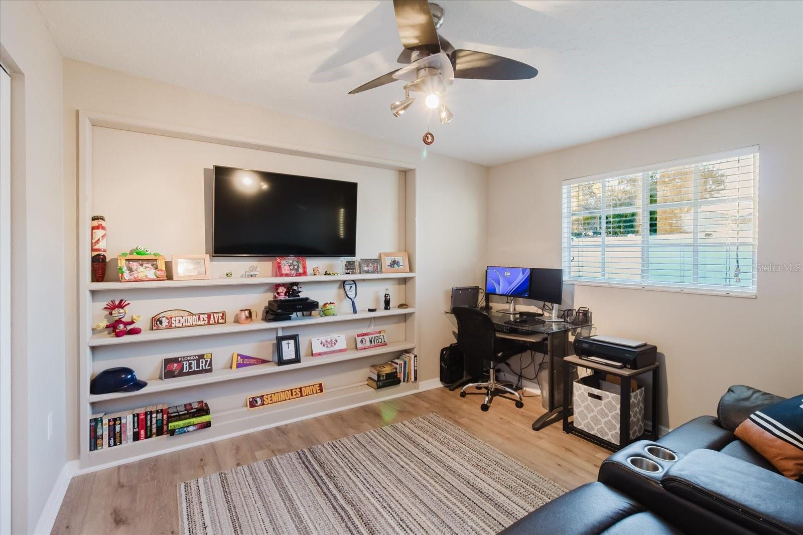 Image 23 of 35 For 3408 Oxford Drive W