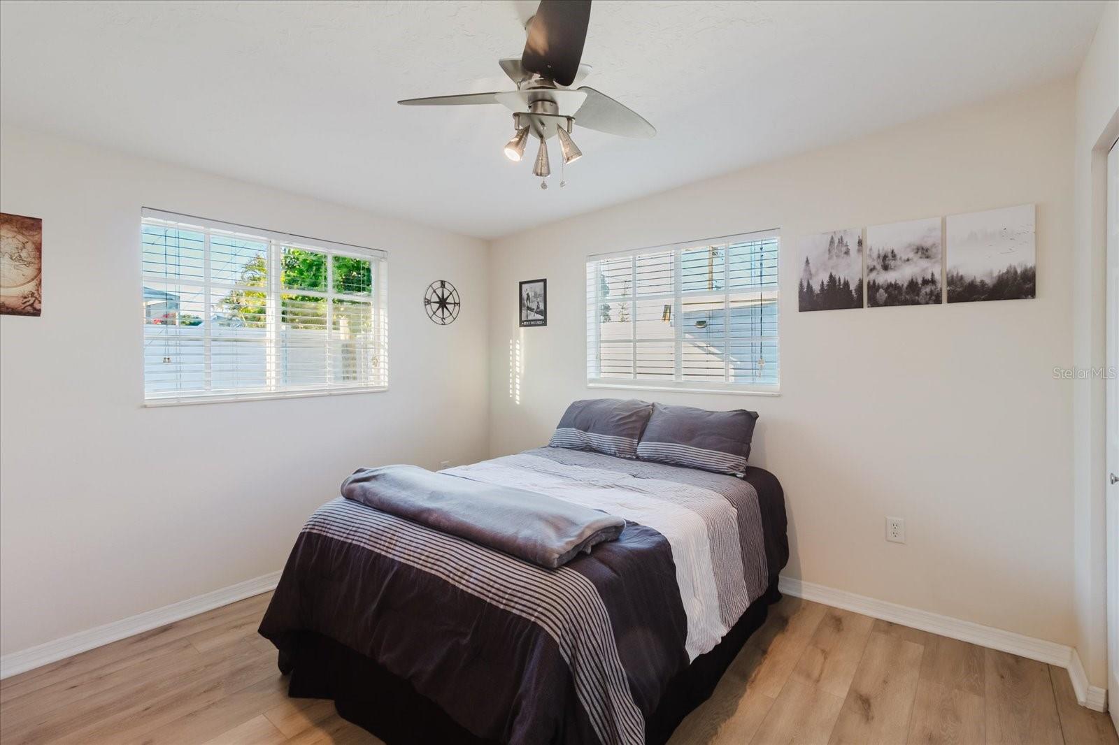 Image 24 of 35 For 3408 Oxford Drive W