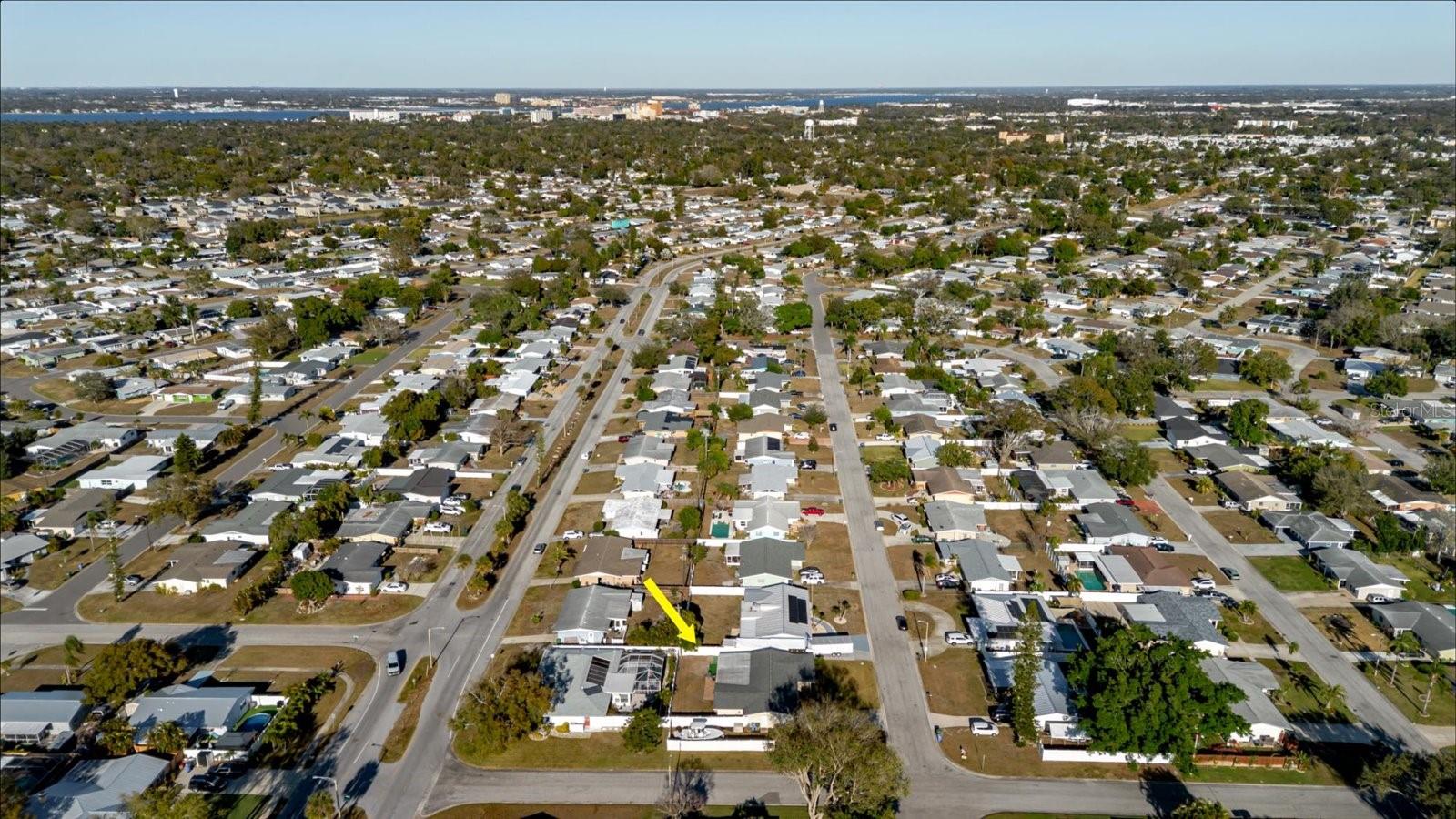 Image 35 of 35 For 3408 Oxford Drive W