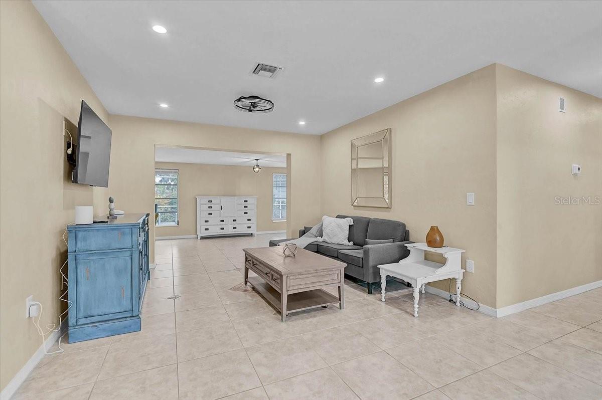 Image 19 of 32 For 7219 Bounty Drive