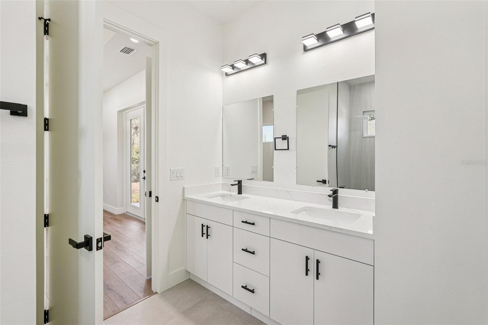 Image 25 of 49 For 136 Sequoyah Drive