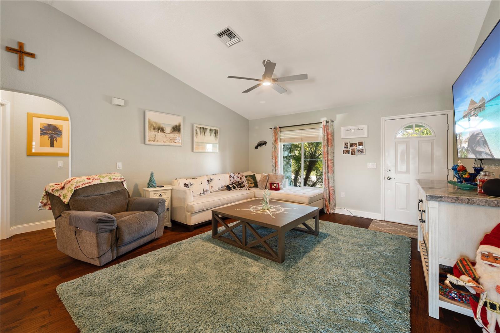 Image 4 of 27 For 12371 Minot Avenue