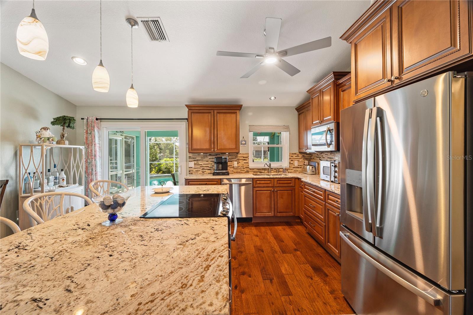 Image 9 of 27 For 12371 Minot Avenue