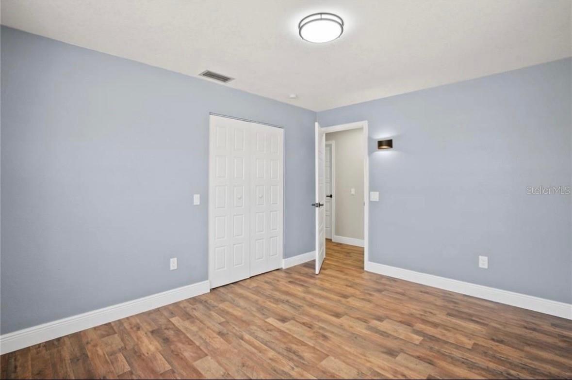 Image 11 of 16 For 2981 Crane Avenue