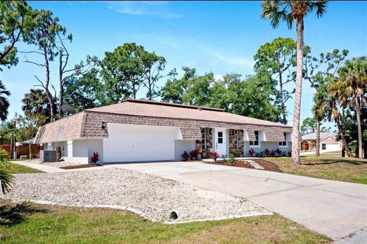 Image 2 of 16 For 2981 Crane Avenue