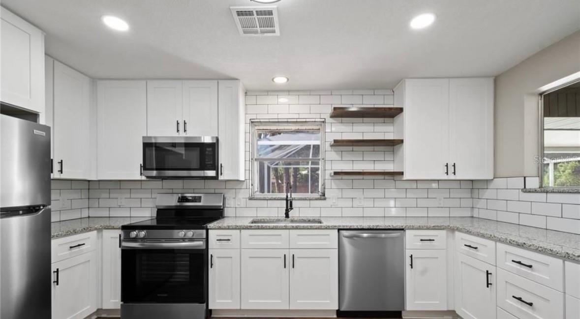 Image 3 of 16 For 2981 Crane Avenue