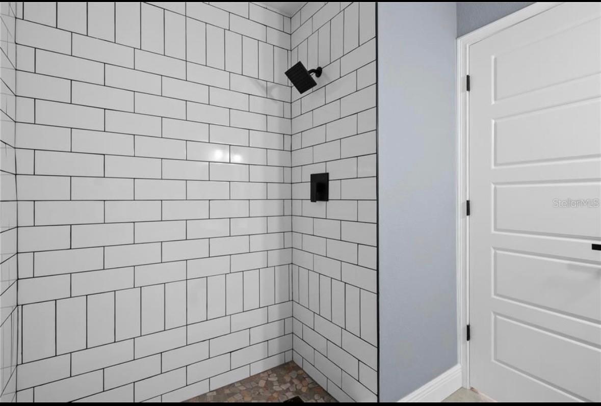 Image 7 of 16 For 2981 Crane Avenue