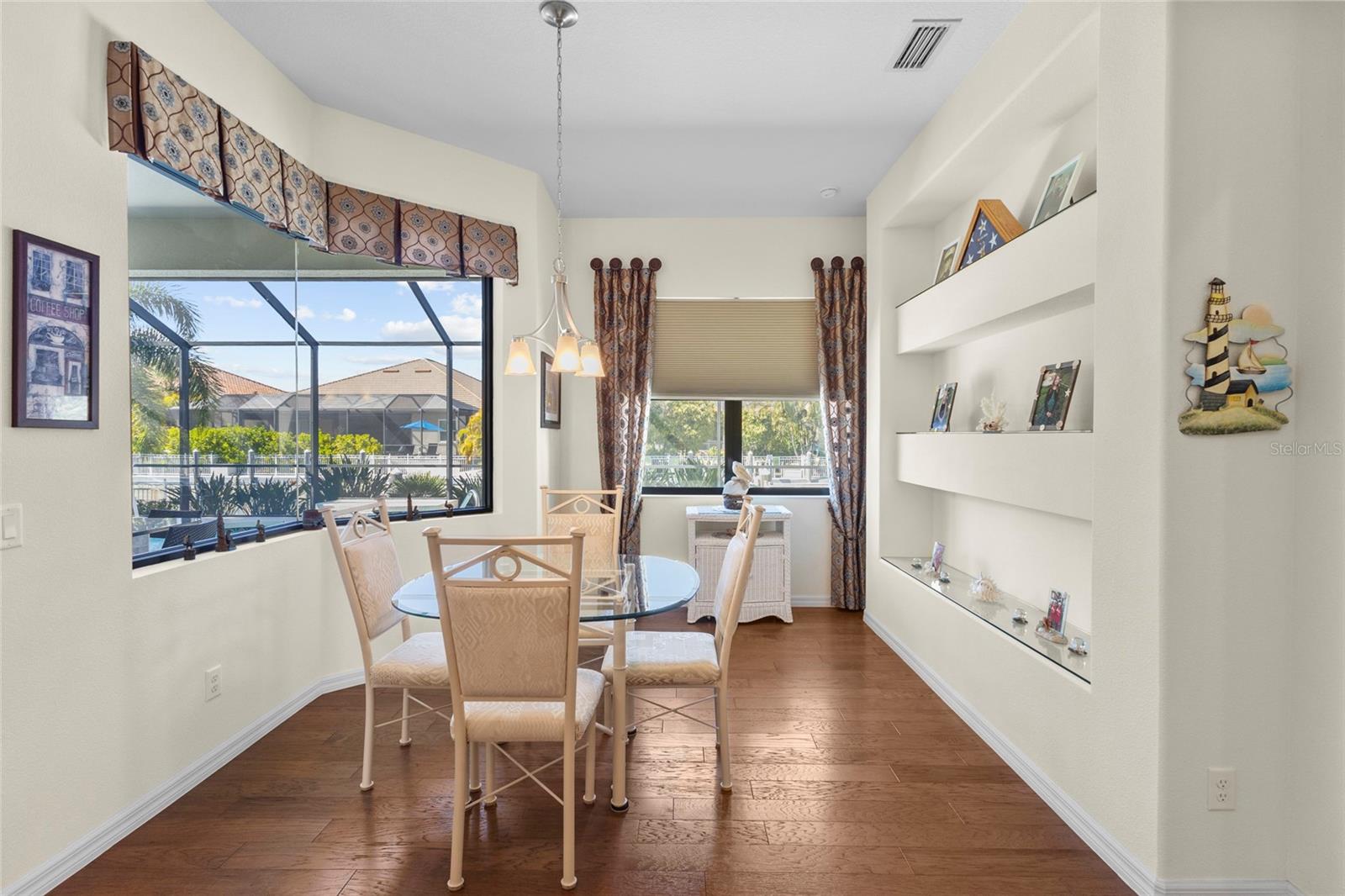 Image 19 of 66 For 576 Mast Drive