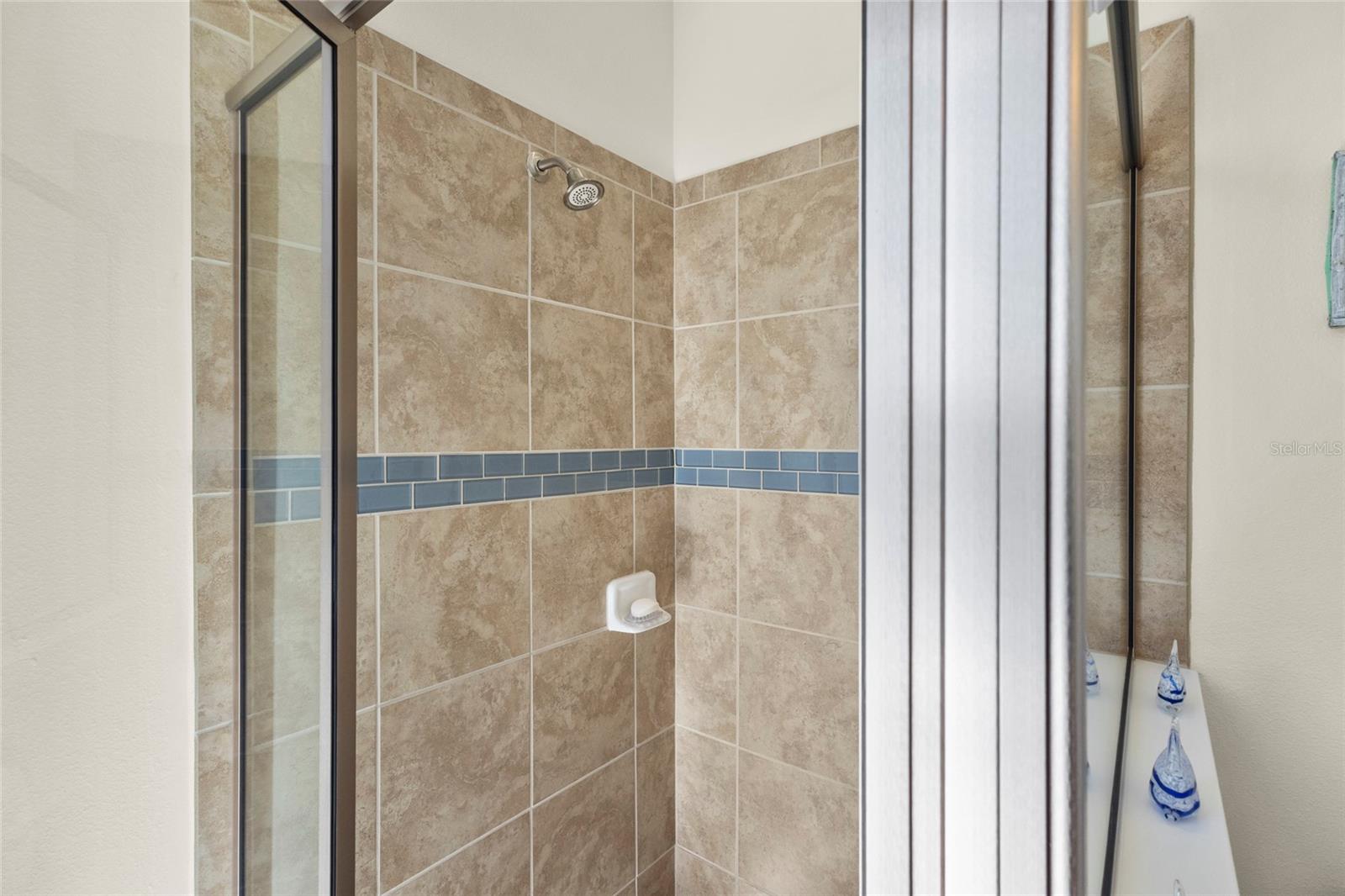 Image 35 of 66 For 576 Mast Drive