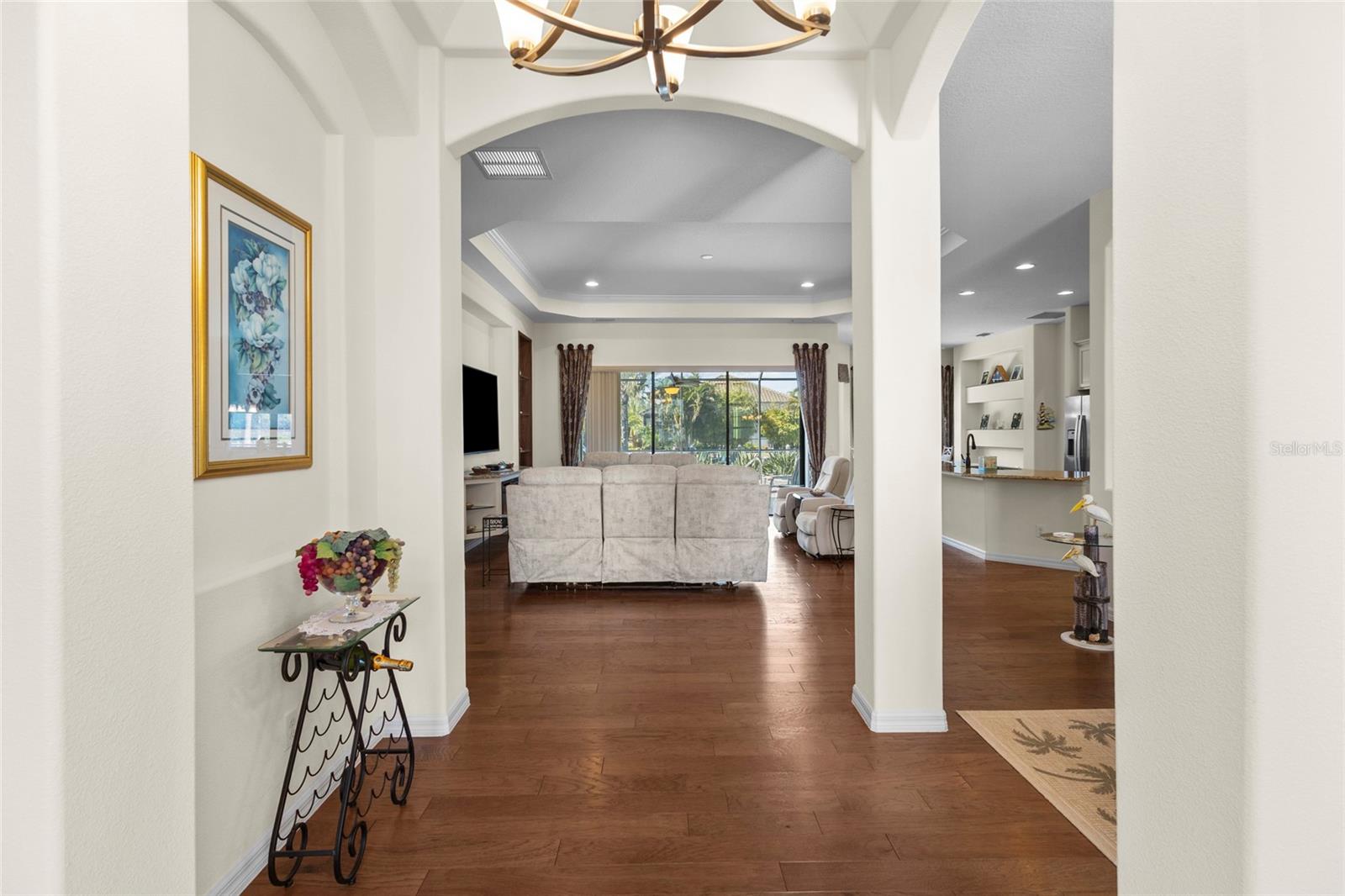 Image 6 of 66 For 576 Mast Drive