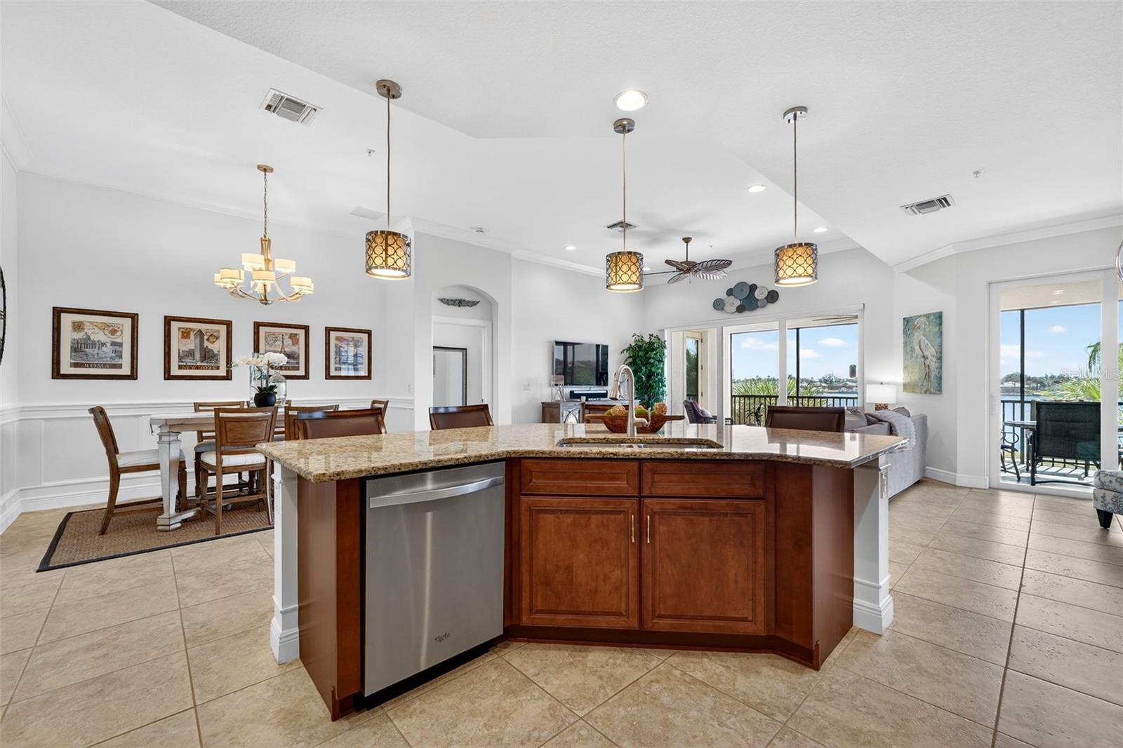 Image 25 of 89 For 1251 Riverscape Street