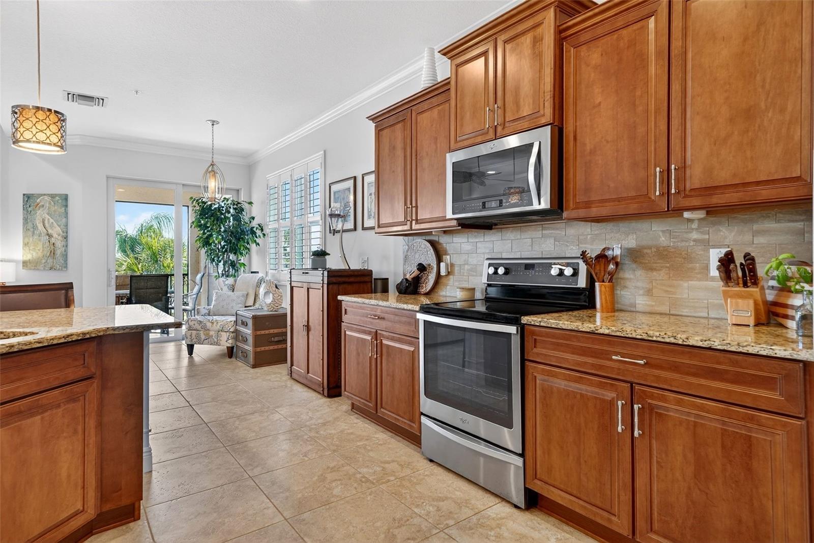 Image 27 of 89 For 1251 Riverscape Street