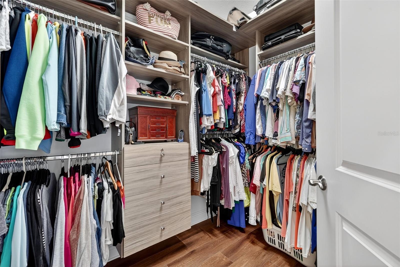 Image 46 of 89 For 1251 Riverscape Street