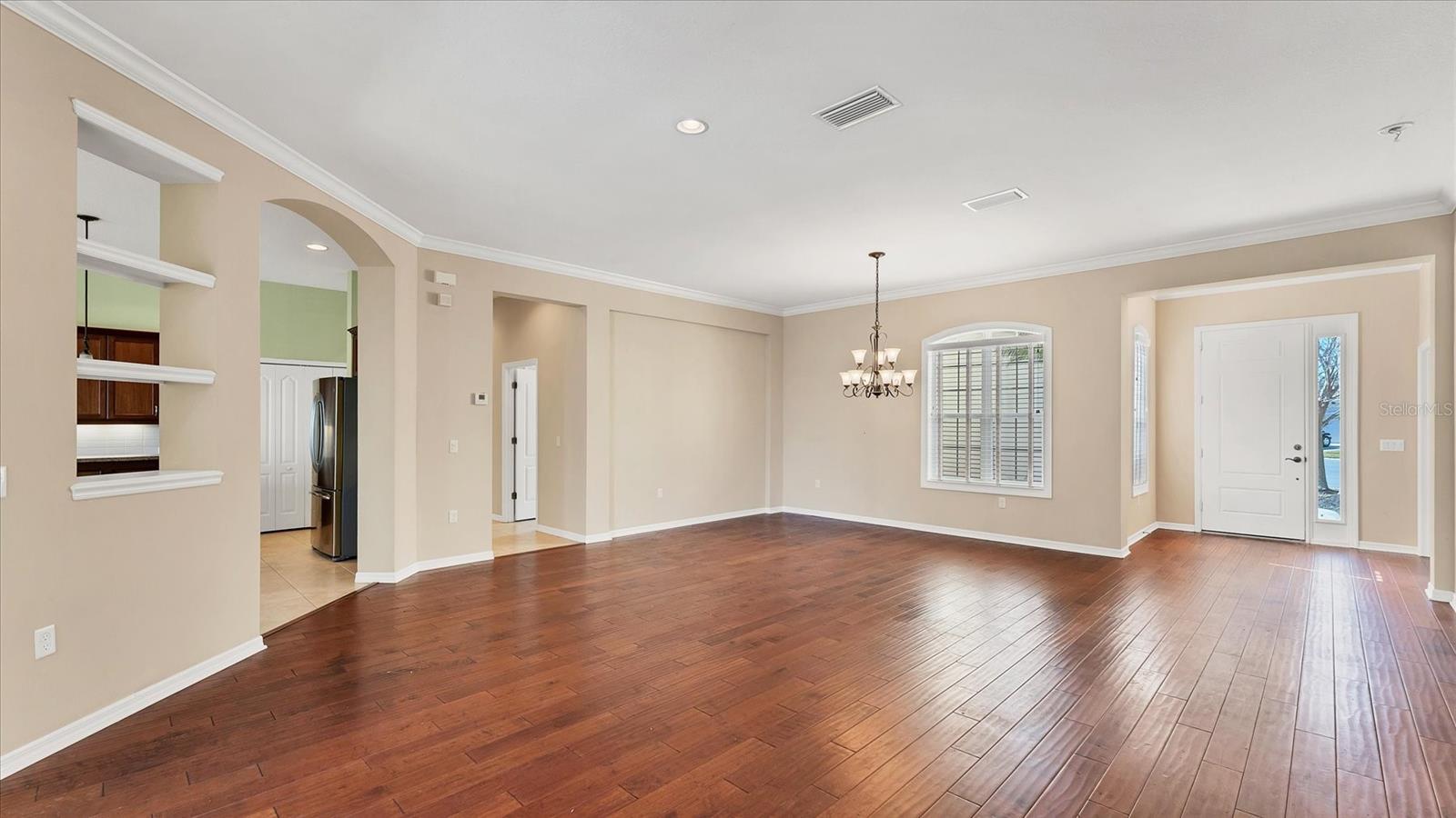 Image 13 of 42 For 6207 46th Court E