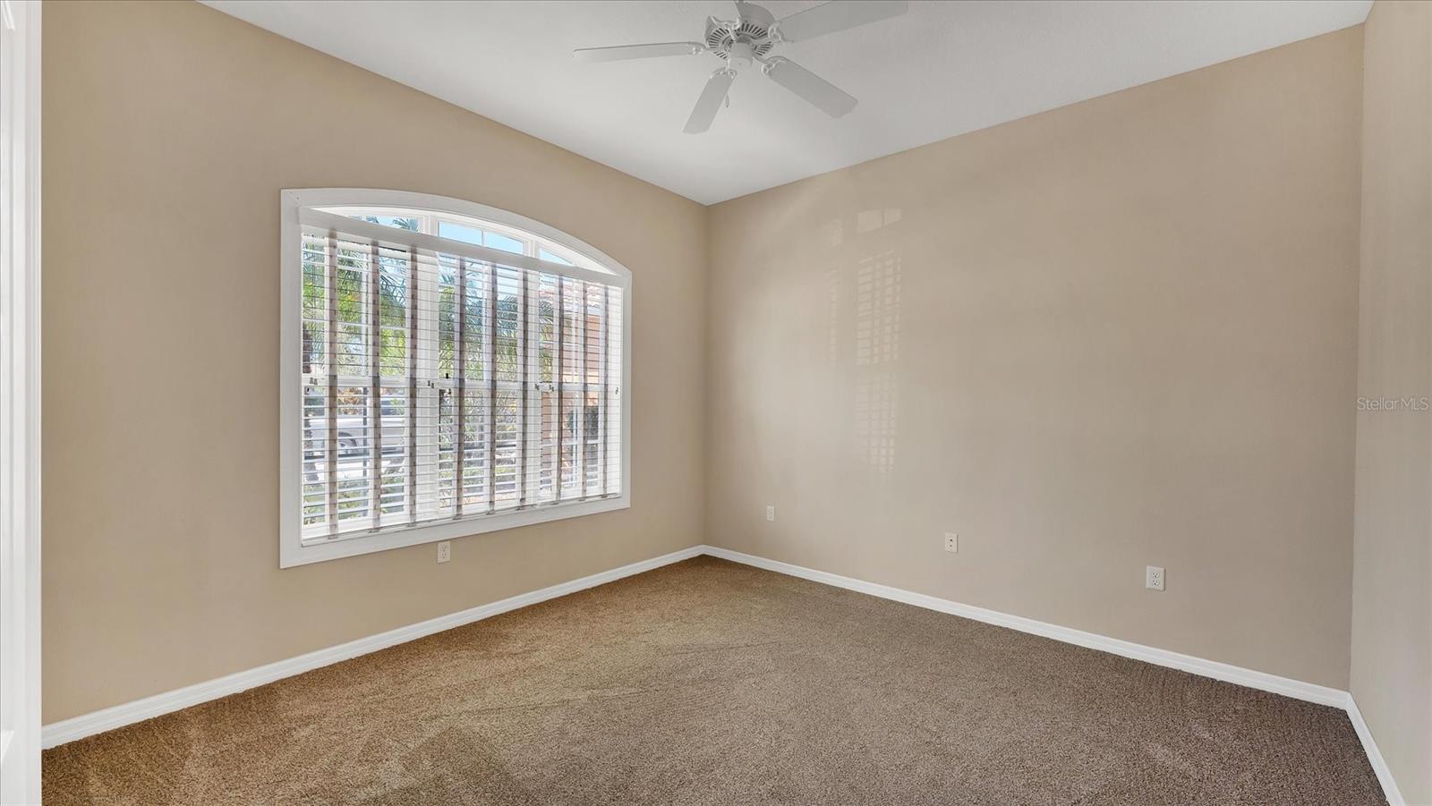 Image 29 of 42 For 6207 46th Court E