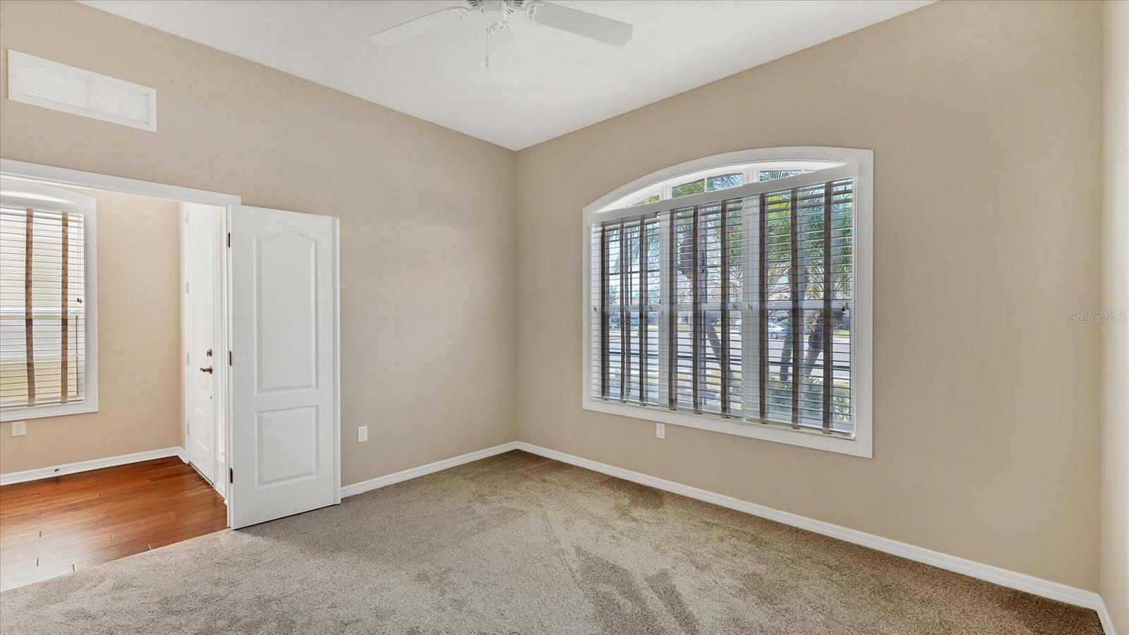 Image 30 of 42 For 6207 46th Court E