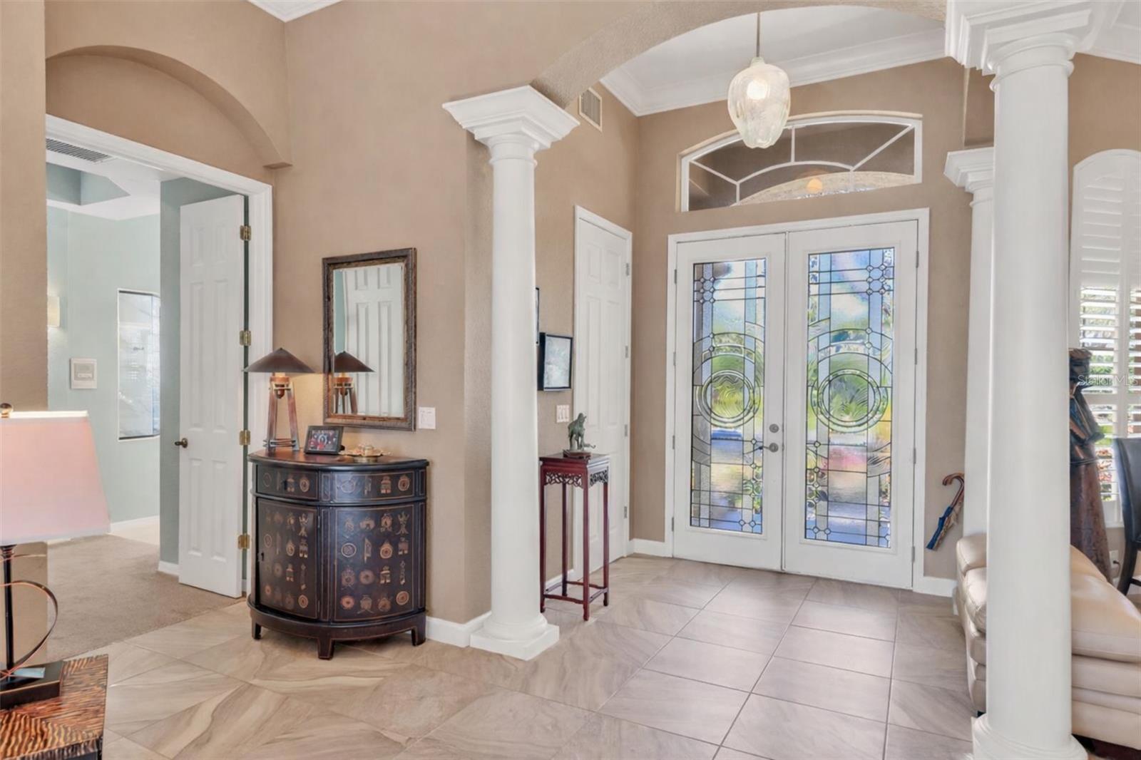 Image 6 of 57 For 8172 Collingwood Court