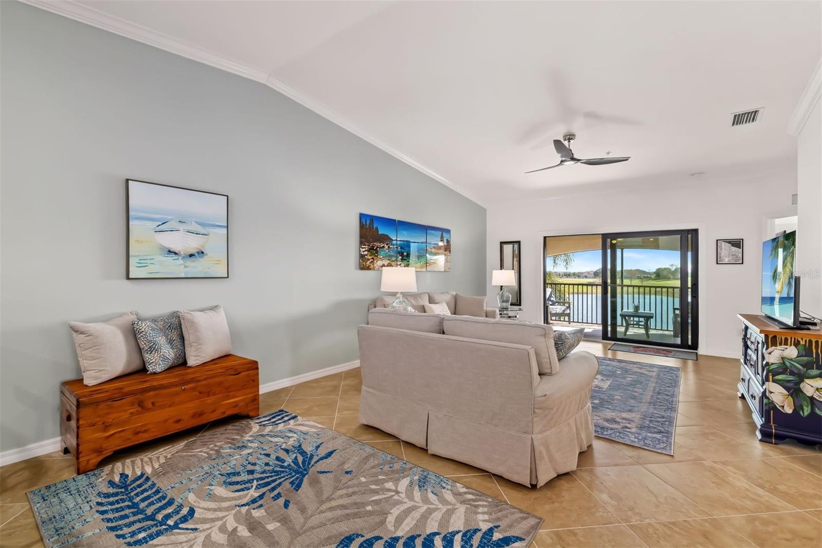 Image 14 of 86 For 5604 Palmer Circle 206