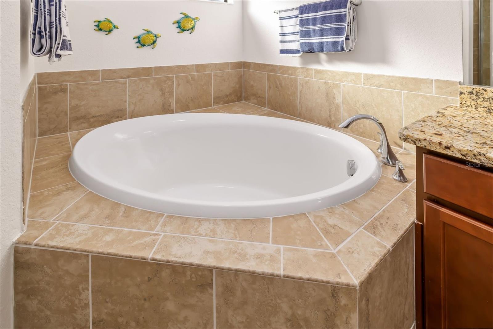 Image 31 of 86 For 5604 Palmer Circle 206