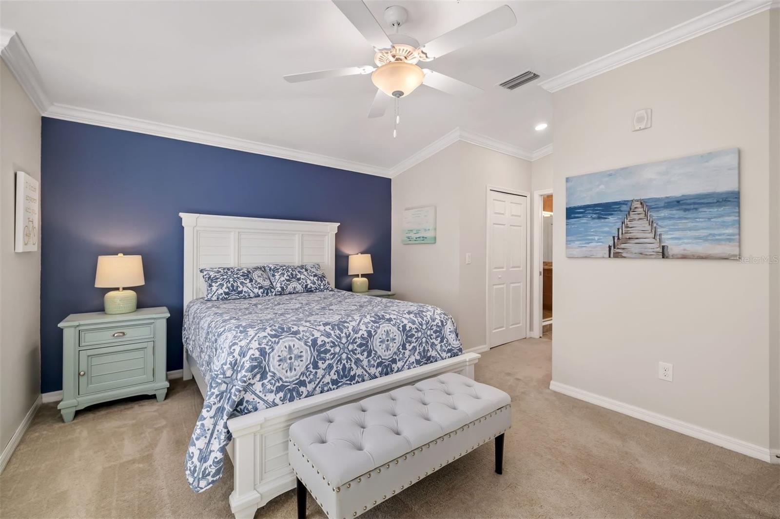 Image 33 of 86 For 5604 Palmer Circle 206