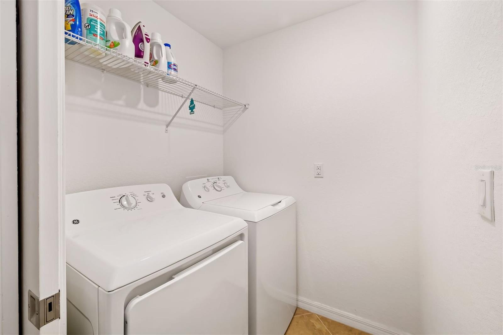 Image 42 of 86 For 5604 Palmer Circle 206