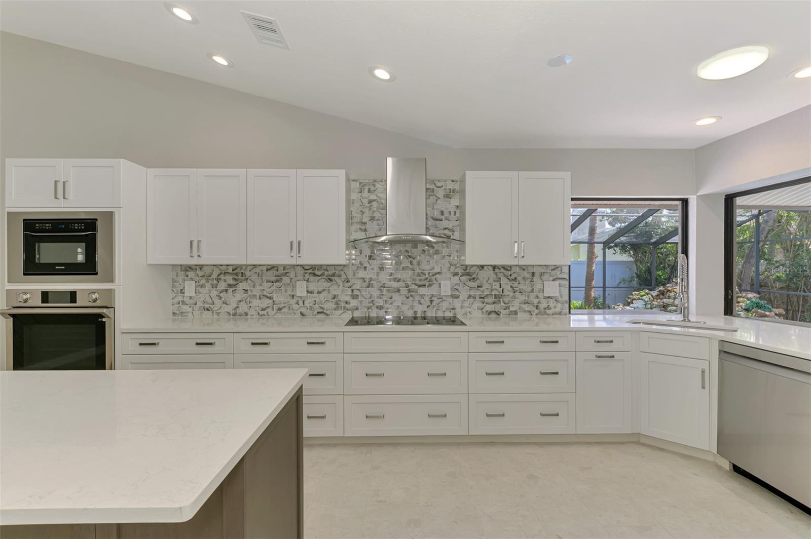 Image 16 of 53 For 1224 View Drive