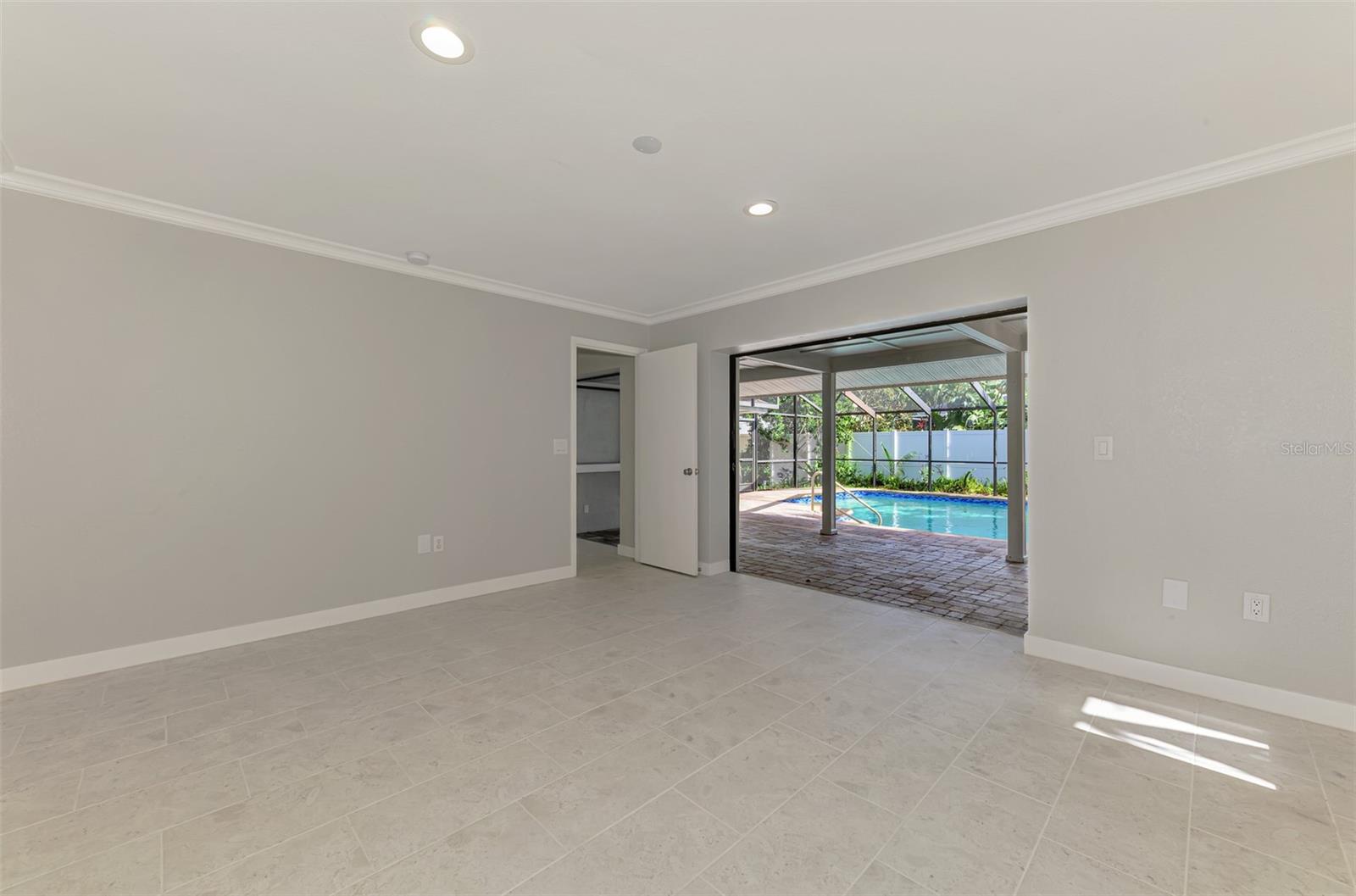 Image 25 of 53 For 1224 View Drive