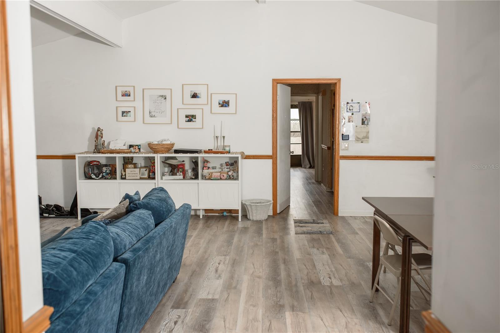 Image 3 of 26 For 5644 Antoinette Street