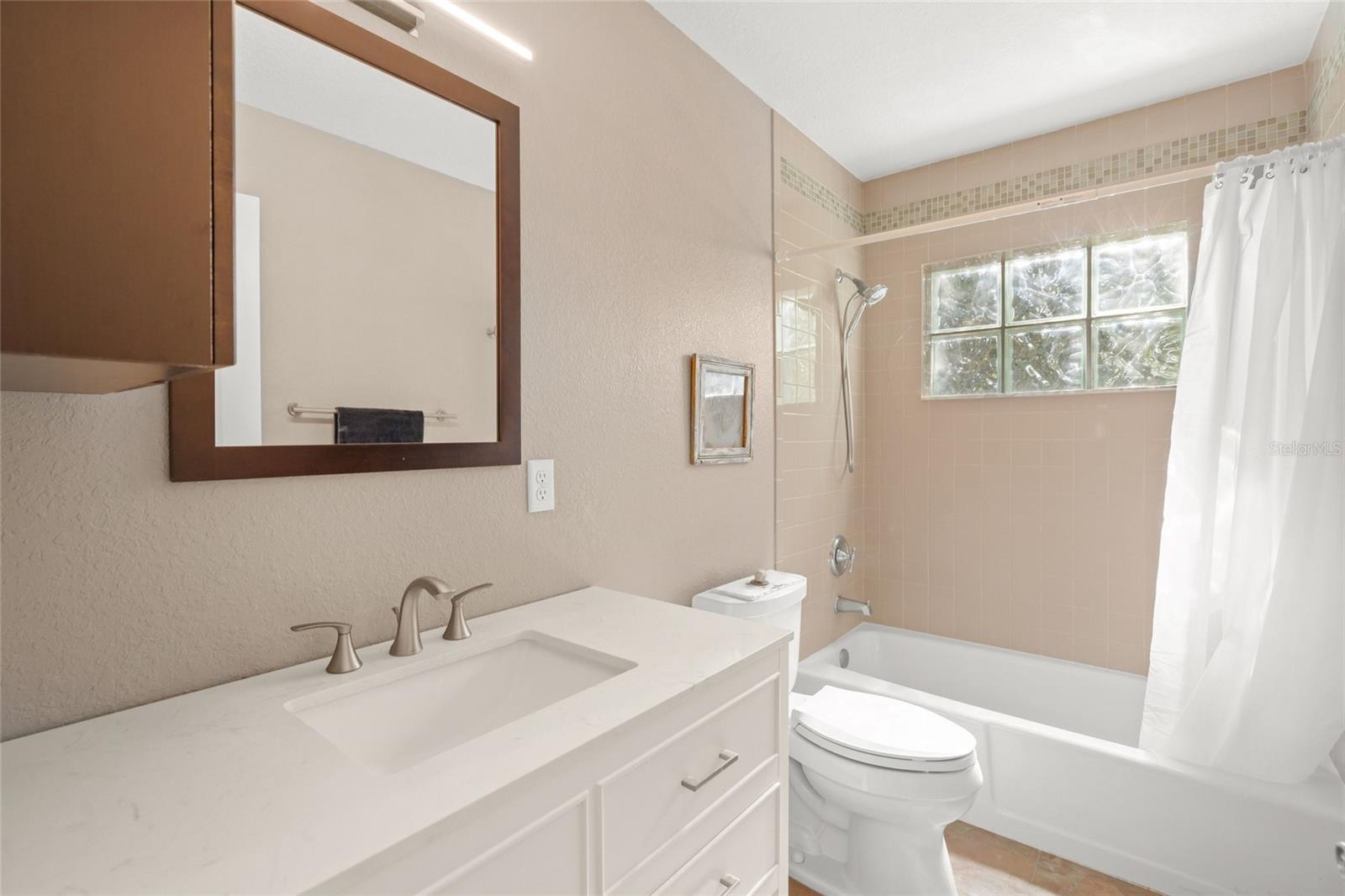 Image 23 of 30 For 6520 Quonset Road