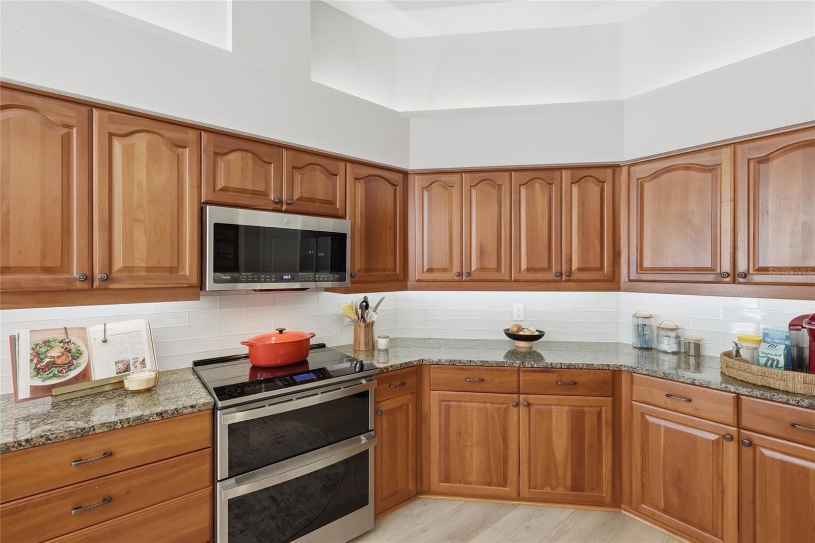 Image 11 of 41 For 7321 Links Court