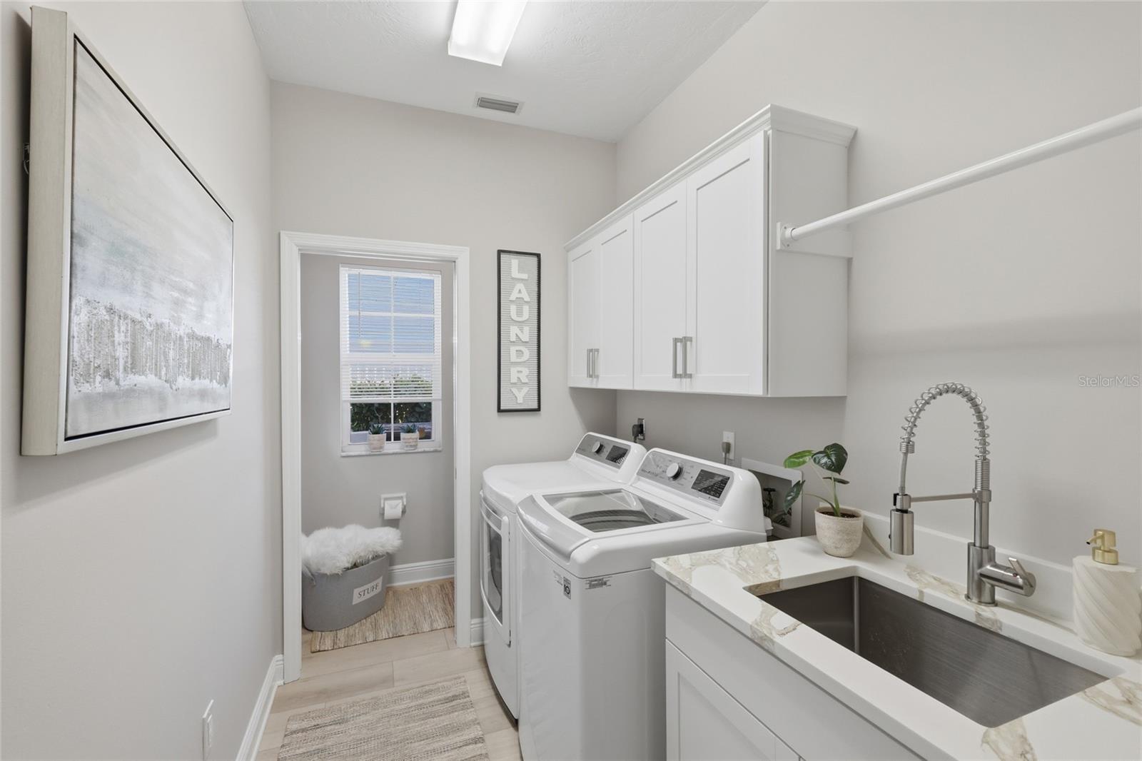 Image 16 of 41 For 7321 Links Court