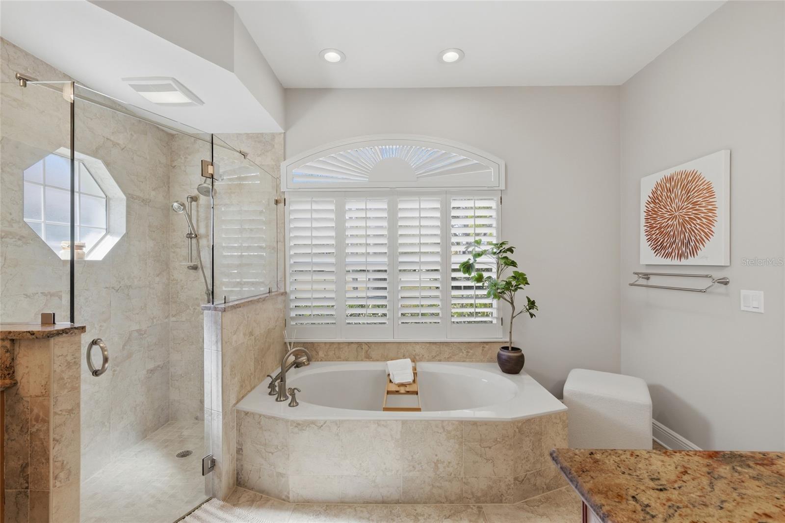 Image 21 of 41 For 7321 Links Court