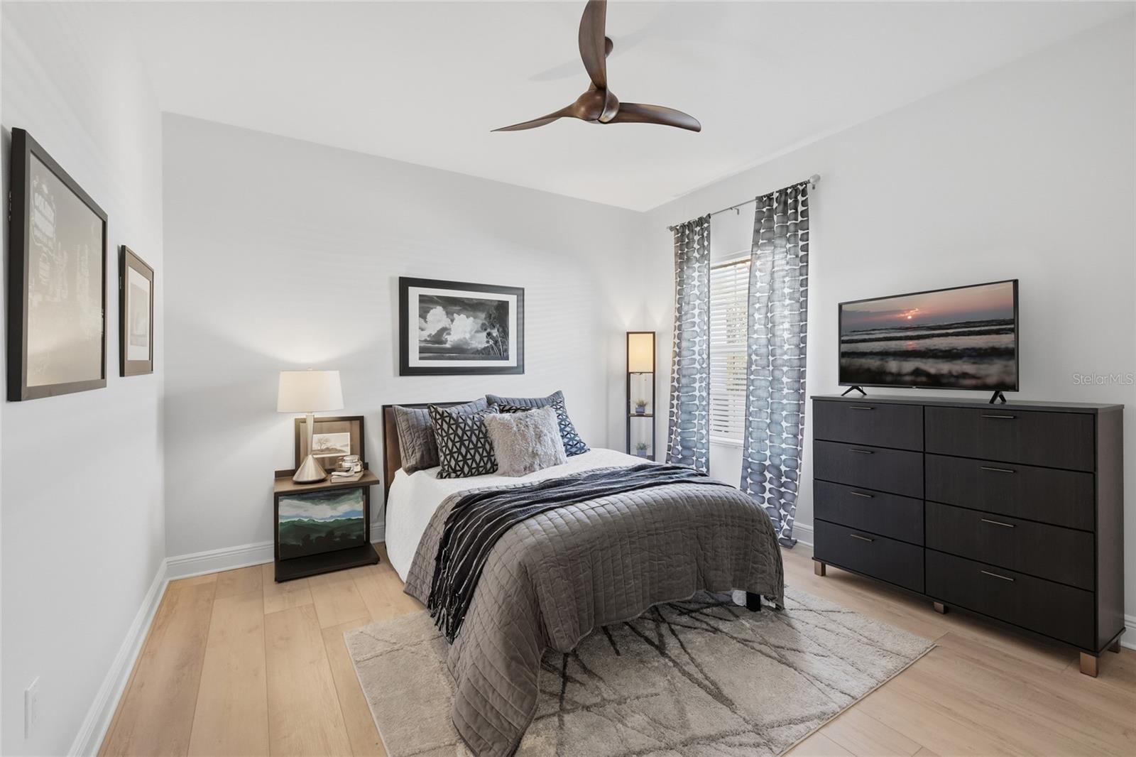 Image 25 of 41 For 7321 Links Court